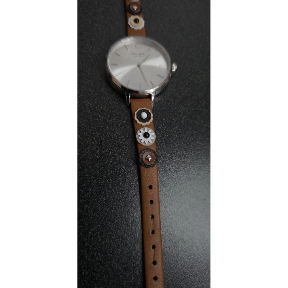 NEW Kate Spade New York Womens Metro Flower Watch Silver Leather‎ Boho Hippie